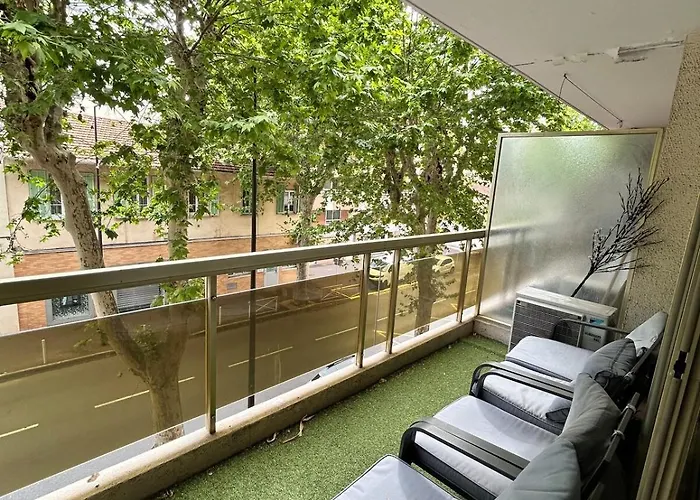 Juan-les-pins 2 Pieces Avec Parking & Proches Des Plages Apartment Antibes